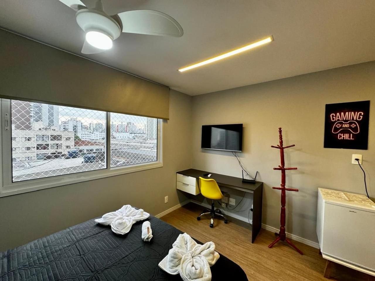 Game No Bras Com Piscina/metro Bras Apartamento São Paulo